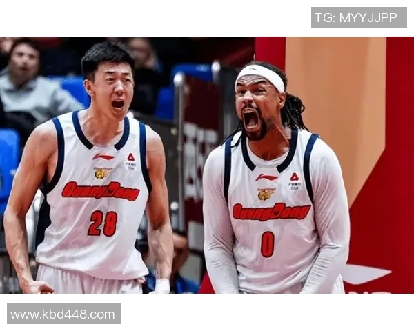 我的老天爷，张文逸打控卫，还好王少杰有篮板