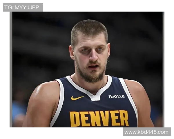 美媒：文班＆约基奇＆弗拉格儿时都穿现在球队的衣服